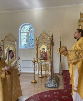 Неделя 4-я по Пятидесятнице, день обретения честных мощей преподобного Сергия, игумена Радонежского