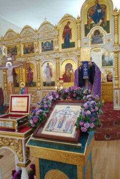 Всемирное Воздвижение Честного и Животворящего Креста Господня